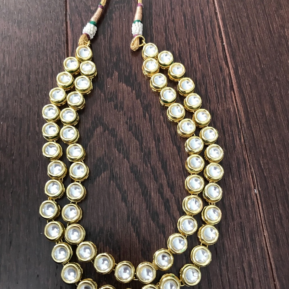 Kundan necklace with earrings